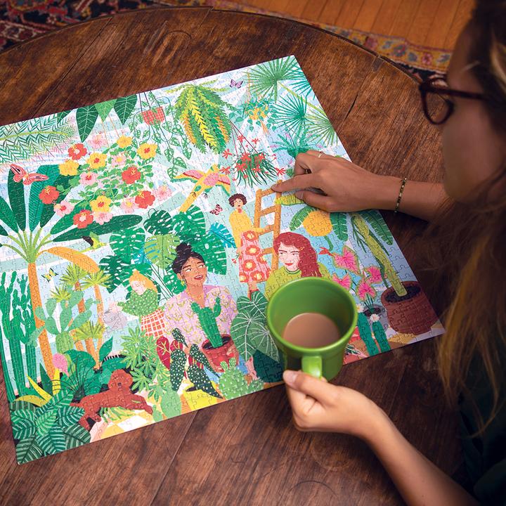 Actual product image Eeboo Round Puzzle 1000 pieces - Green Fingers (1000 pieces)