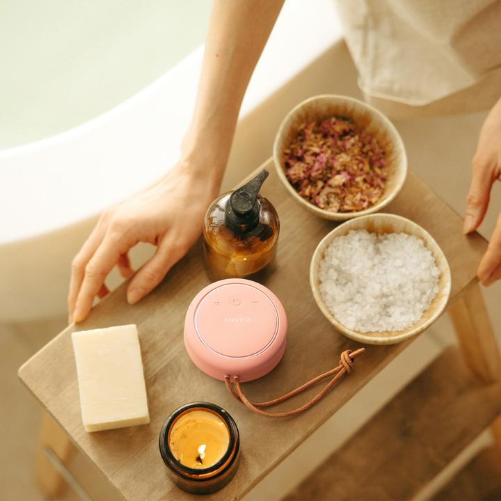 Produktbild Foreo LUNAâ„¢ 4 body Körperreinigungs- und Massagegerät für alle Hauttypen