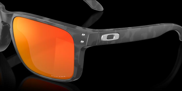 Actual product image Oakley Holbrook XL