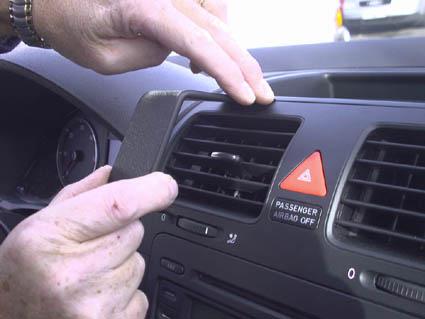 Actual product image Brodit 853358 Car mount Volkswagen Golf V