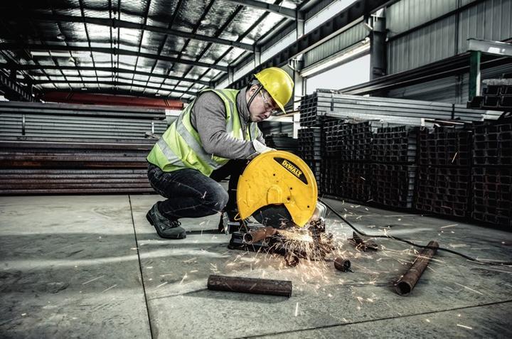 Image du produit DeWalt PRZECINARKA DO METALU 2300W D28710V