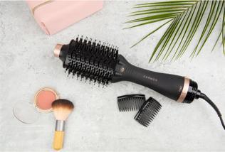 Actual product image Carmen Oval Quattro Brush