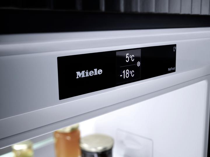 Actual product image Miele K 7674 E (238 l)