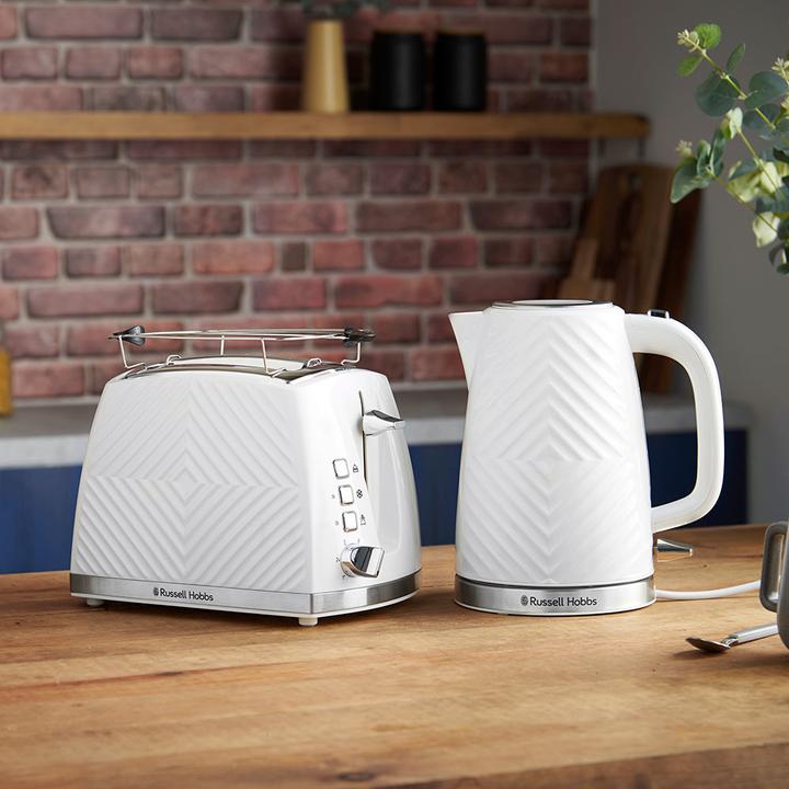 Actual product image Russell Hobbs 26381-70 Groove Kettle white (1.70 l)