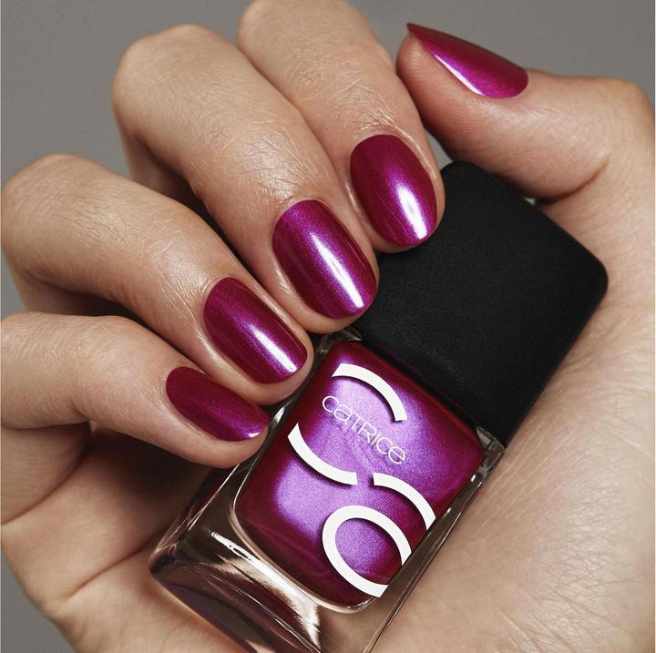 Actual product image Catrice ICONAILS Gel Lacquer (132 Petal To The Metal, Gel-Effect Nail Polish)