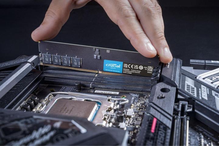 Produktbild Crucial CT2K64G56C46U5 (2 x 64GB, 5600 MHz, DDR5-RAM, U-DIMM)