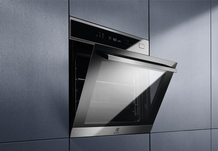Actual product image Electrolux EOB7S31X A+, Stainless steel
