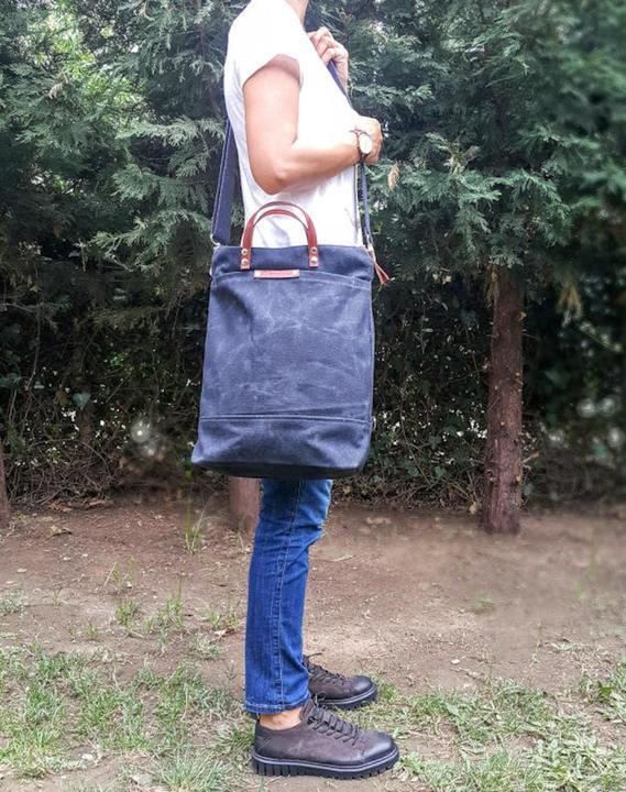 Produktbild Only-Bags.Store Rucksack aus gewachstem Canvas, Cabrio-Rucksack, Windelrucksack, A3 Tasche aus gewachstem Canvas