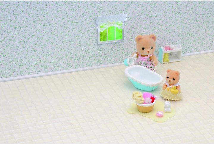 Actual product image Sylvanian Families Baby Bath Time