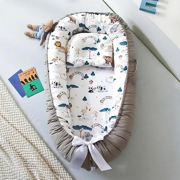 Actual product image Milkii Baby cuddly nest with removable cushion, zoo