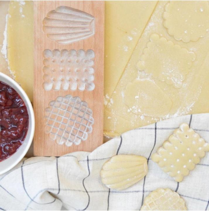 Image du produit ScrapCooking Moule en bois pour biscuits fourrés Petits Biscuits, 20x10x2cm