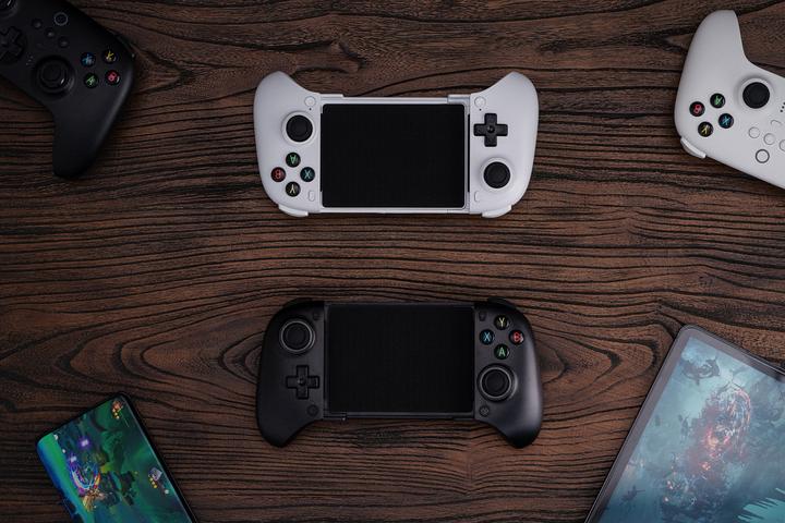 Immagine prodotto 8bitdo Ultimate Mobile Gaming Controller Black (Android)