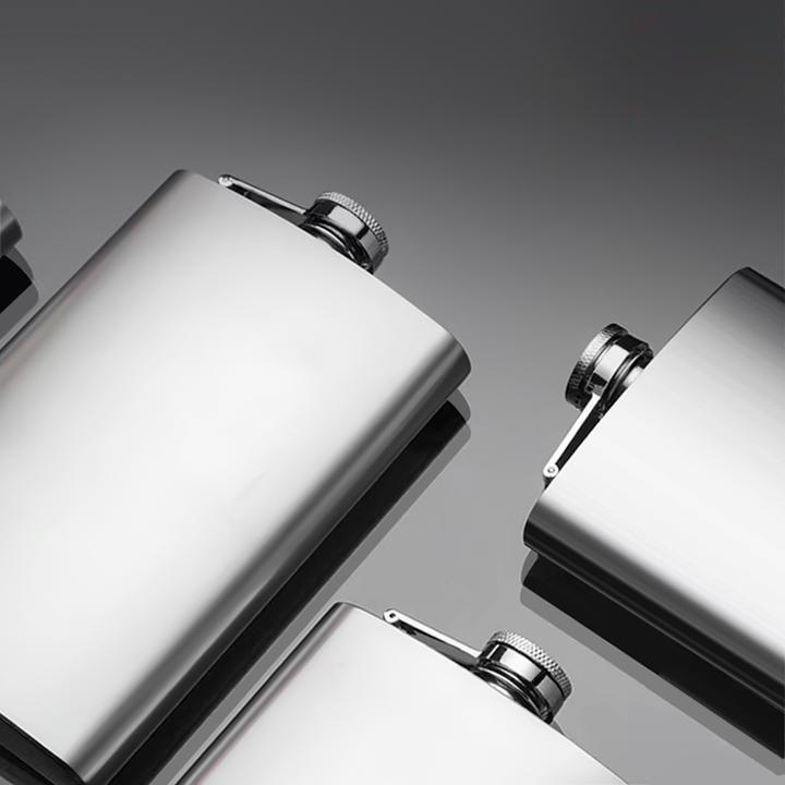 Actual product image Intirilife Hip flask250 ml (250 ml)