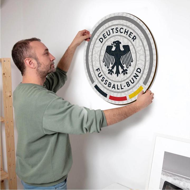 Produktbild Iconic Deutscher Fussball-Bund (DFB) - Logo - Holz Puzzle Grösse S (150 Teile) (150 Teile)