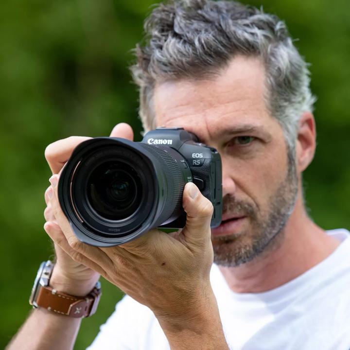 Produktbild Canon EOS R5 (45 Mpx, Vollformat)