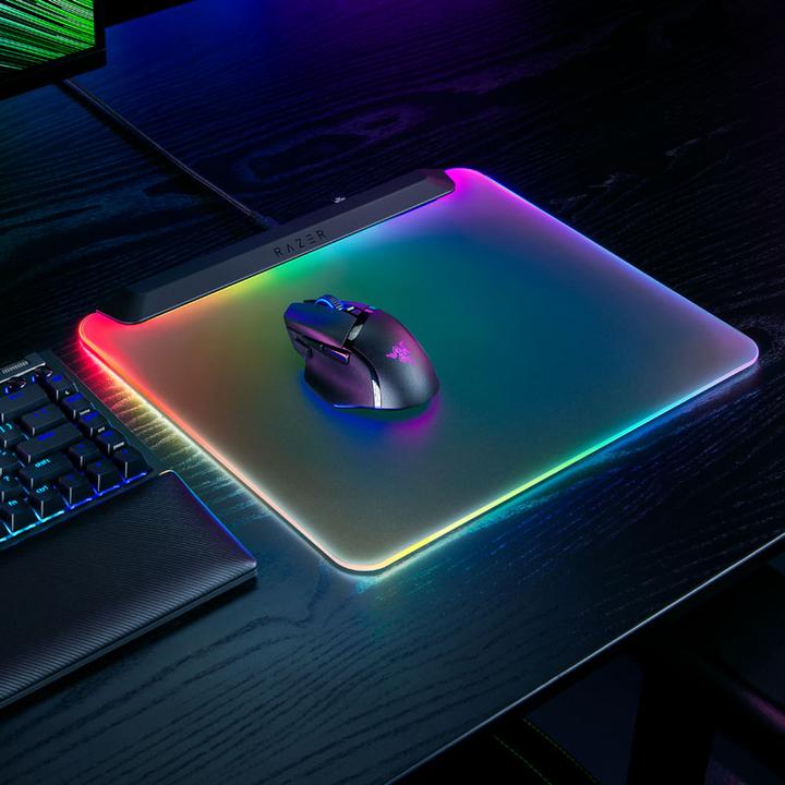 Actual product image Razer Firefly V2 Pro (M)