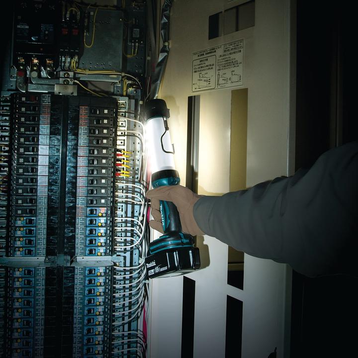 Produktbild Makita DML806 (620 lm)