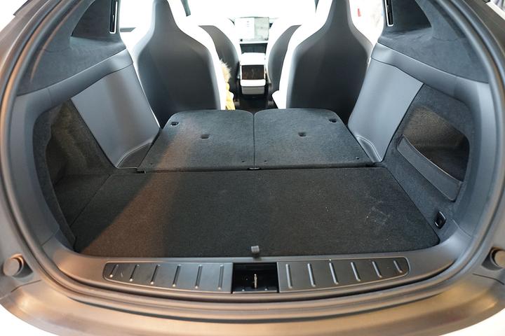 Immagine prodotto Aristar Portabagagli per Tesla Model X (posteriore) a partire dal 01.2021