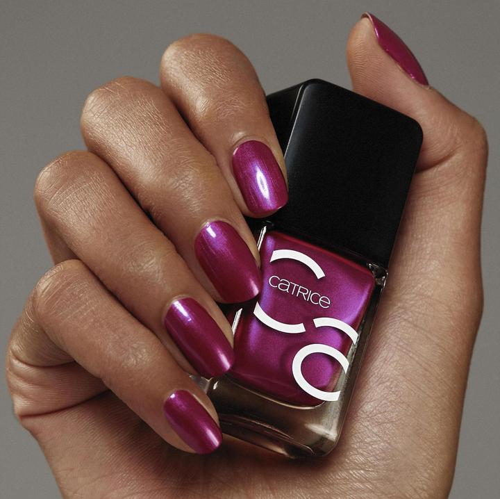 Actual product image Catrice ICONAILS Gel Lacquer (132 Petal To The Metal, Gel-Effect Nail Polish)