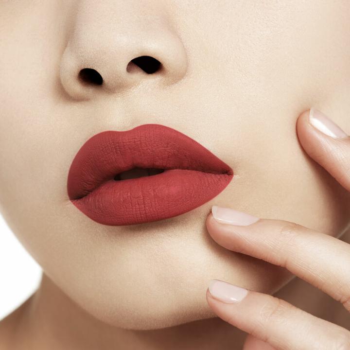 Actual product image Dior New Velvet (720 Icone)