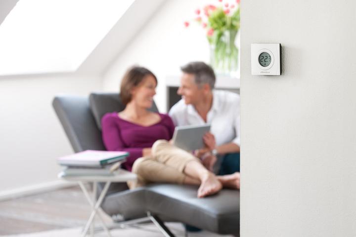 Actual product image Devolo Home Control Room thermostat