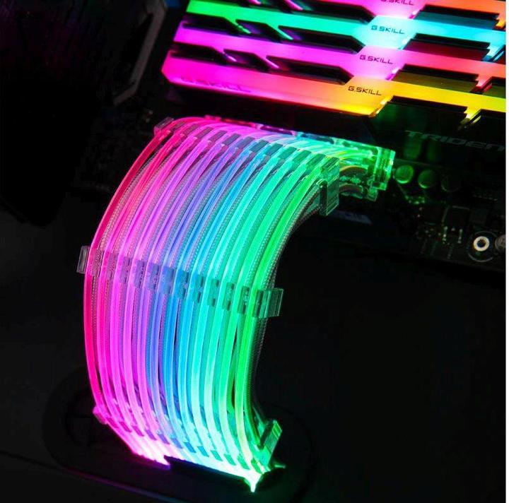 Actual product image Lian-Li Strimer 24-pin RGB motherboard cable (RGB)