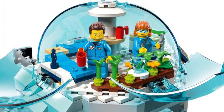 Actual product image LEGO City End-Of-Live Set Mond-Forschungsbasis - 60350 NEU! Teile 786x (60350)