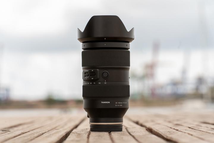 Produktbild Tamron AF 35-150 mm f/2.0-2.8 Di III VXD, Sony E (Sony E, Vollformat)