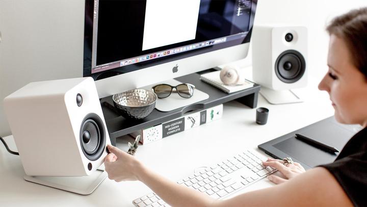 Produktbild Kanto S4W Desktop Speaker Stands Midsize White (1 Paar, Neigbar)