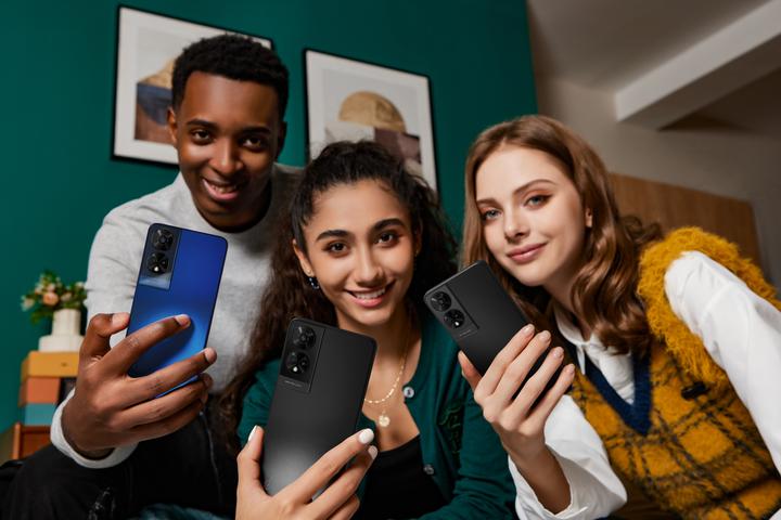 Actual product image TCL 50 5G (128 GB, Space grey, 6.60", SIM + eSIM, 50 Mpx, 5G)