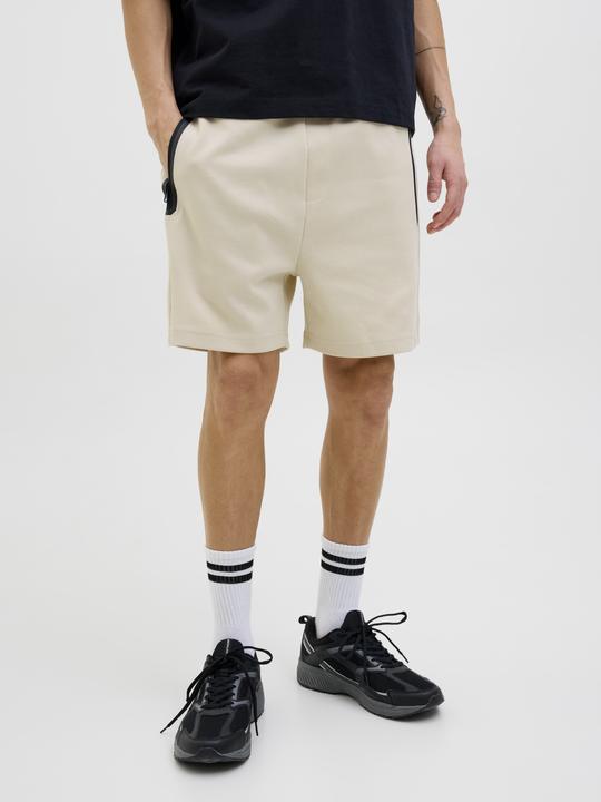 Produktbild Jack & Jones Jpstgordon Fusion Sweat Shorts Mid Sn (XS)