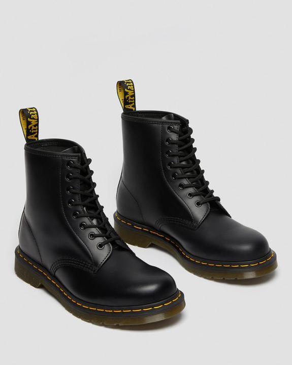 Actual product image Dr. Martens 1460 Smooth (43)