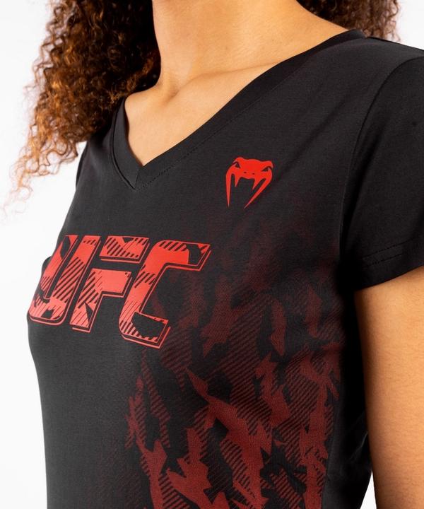 Immagine prodotto UFC | Venum Authentic Fight Week T-shir a manica corta da donna (S)