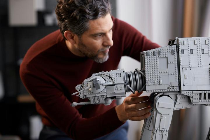 Produktbild LEGO AT-AT (75313, LEGO Star Wars, LEGO Seltene Sets)