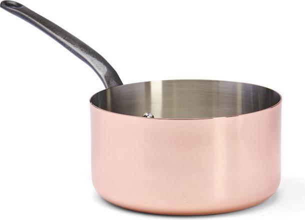 Actual product image de Buyer Inocuivre casserole with cast iron handle (20 cm, Pot, Stainless steel, Copper)