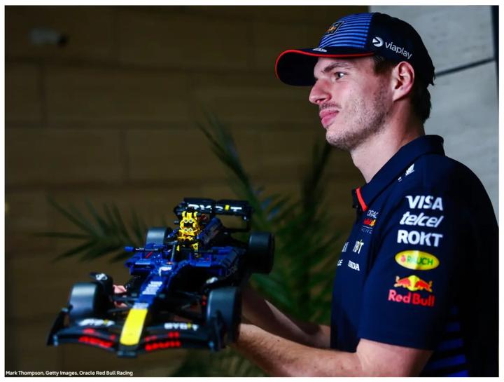 Productafbeelding LEGO Oracle Red Bull Racing RB20 F1 Rennauto (42206, LEGO Technic)