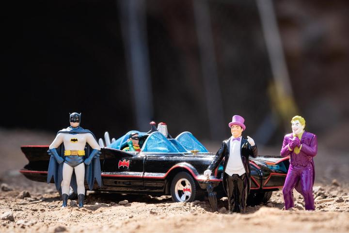 Produktbild Jada Batman 1966 HWR Deluxe Batmobile 1:24