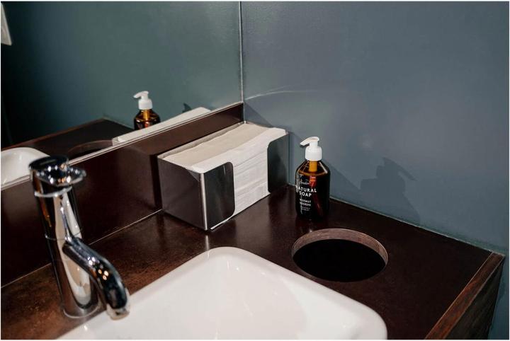 Actual product image Soeder* Natural Soap Wormwood Negroni (Liquid soap, 250 ml)