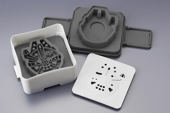 Produktbild Kotobukiya Star Wars: Millennium Falcon Sandwich-Former