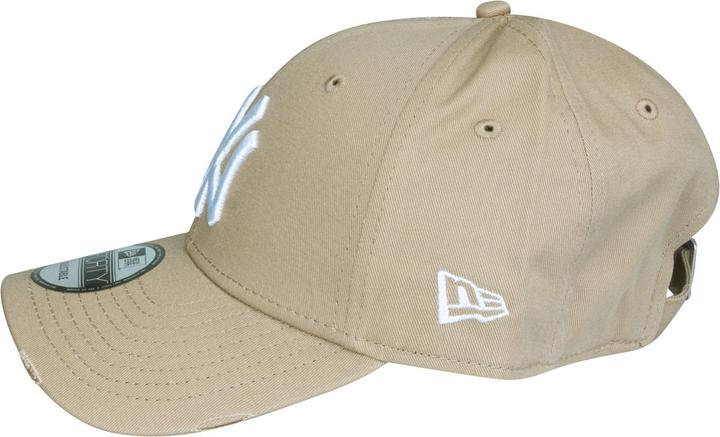 Image du produit New Era 9Forty Strapback Cap - Distressed Ny Yankees Camel