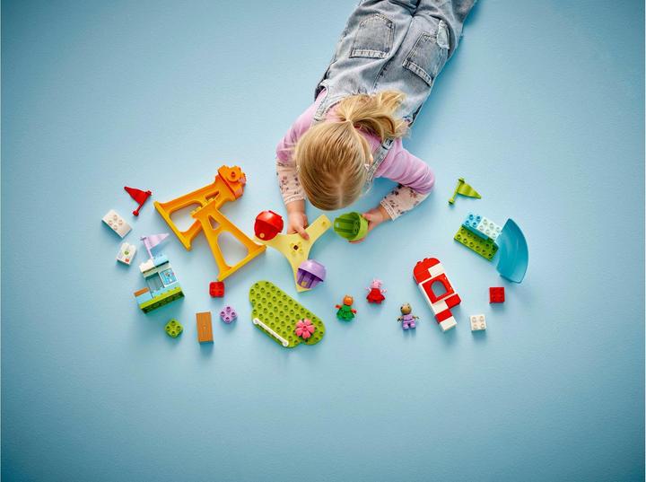 Produktbild LEGO Jahrmarkt (10453)