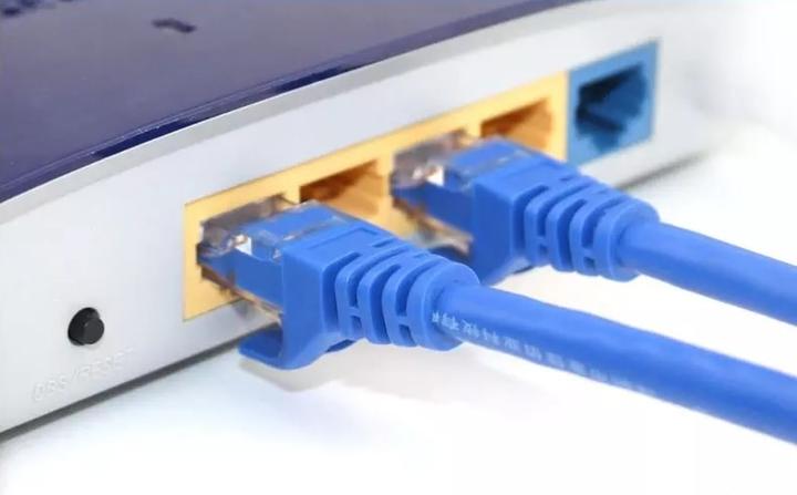 Immagine prodotto JTI 200 cm di cavo Ethernet/rete Cat5e 1000 Mbit/s - Blu (S/UTP, CAT5e, 2 m)