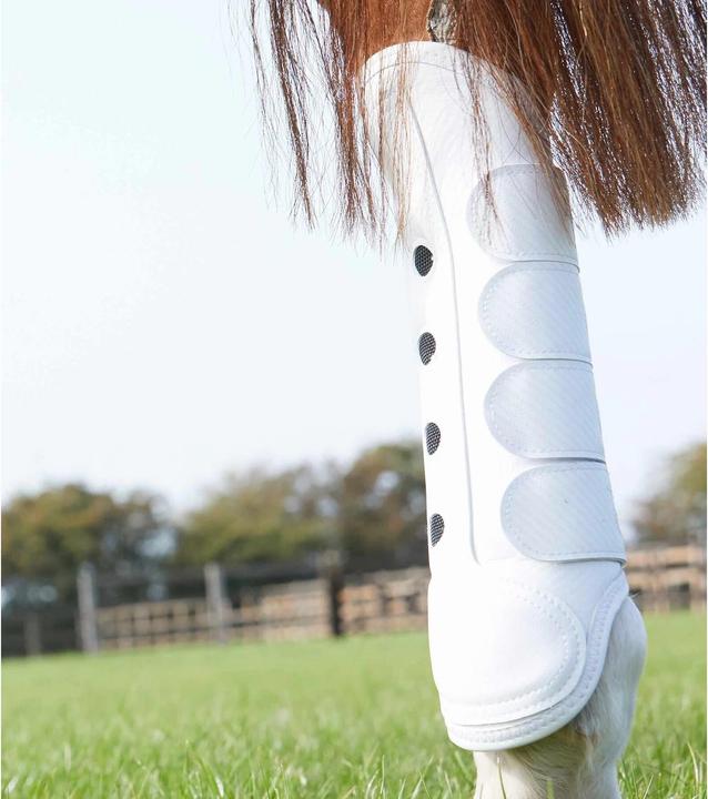 Actual product image Premier Equine Carbon Tech Air Cooled