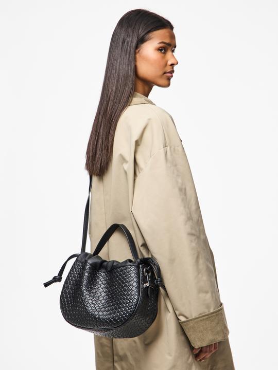 Produktbild Pieces Grosse Geflochtene Balloon Bag