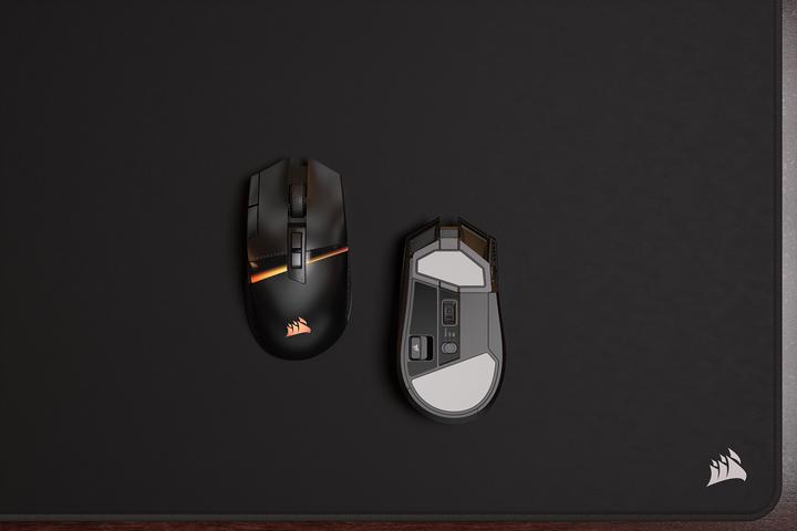 Actual product image Corsair Darkstar (Wireless)