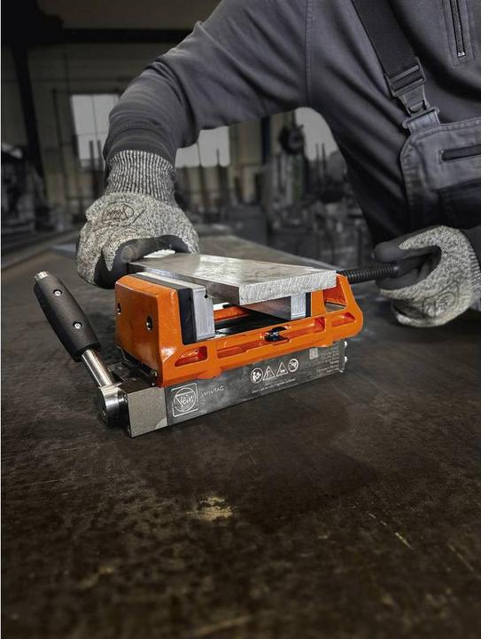 Immagine prodotto Fein Smerigliatrice angolare a batteria compatta Ø 115 mm CCG 18-115-12 AS (115 mm)