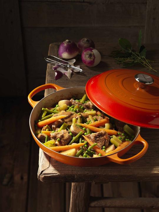 Actual product image Le Creuset Signature (30 cm, Casserole + Stewpot, Cast iron)
