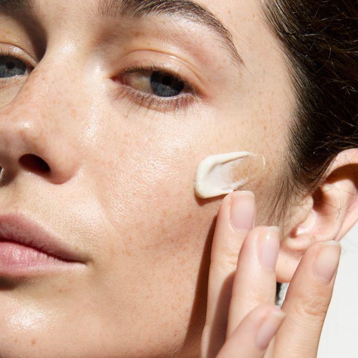 Actual product image Dr. Hauschka Limited Edition - Rosen Tagescreme Leicht (30 ml, Day cream)