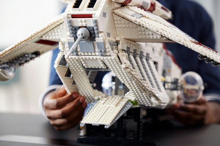 Produktbild LEGO UCS Republic Gunship (75309, LEGO Star Wars, LEGO Seltene Sets)