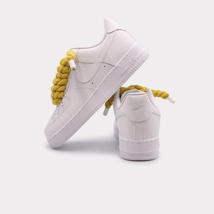 Produktbild Nike Air Force 1 White (40)